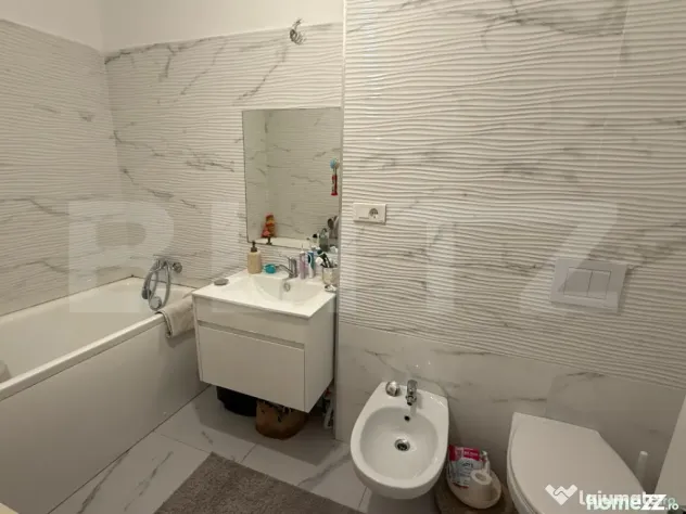 Apartament cu 3 camere, 84 mp, parcare subterana, zona - Tra
