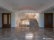 Hotel de vanzare la cateva minute de Podul Mogosoaia 