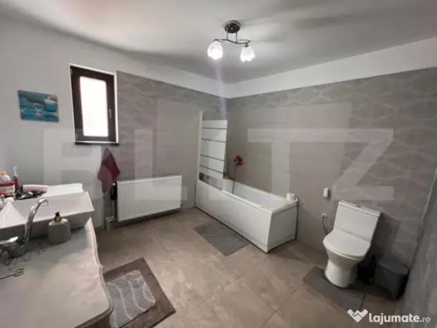 Casă P+1, 127 mp, teren 258 mp, zona Carpenului