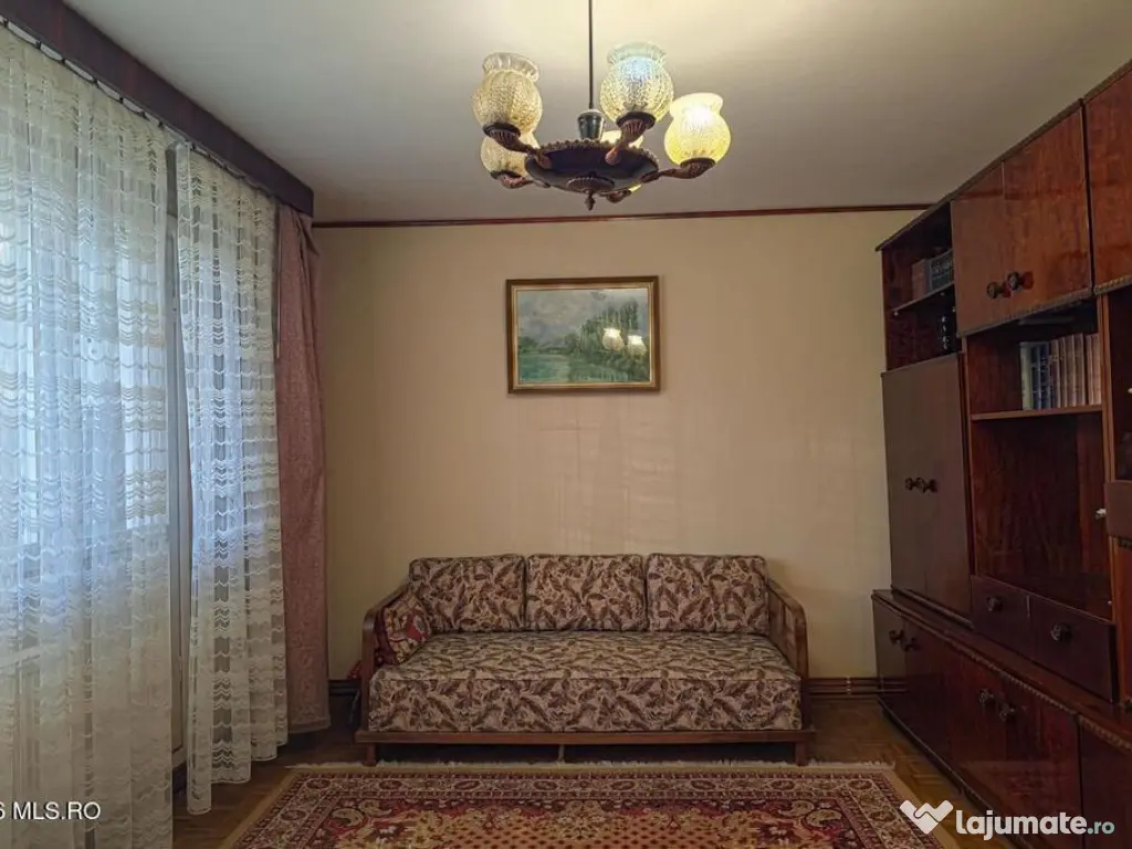 Circumvalatiunii - Gheorghe Lazar - 4 Camere, Etaj 3, 2 B...