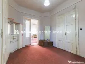 Acasă mare în centrul Aradului! 4 camere - 130 mp utili! 