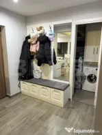 Apartament 3 camere, zona bradet, etaj intermediar