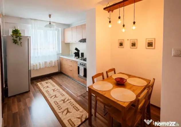 Apartament 3 camere, decomandat - zona Grivitei
