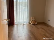 Apartament 3 camere semidecomandat zona Eroilor 