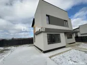 Casa individuala cu etaj, 4 camere, Pret luna martie 170.000 