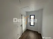 Casa individuala cu etaj, 4 camere, Pret luna martie 170.000 