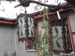 2 Lămpi aplicate din fier forjat cu lanț și sticla înflorată