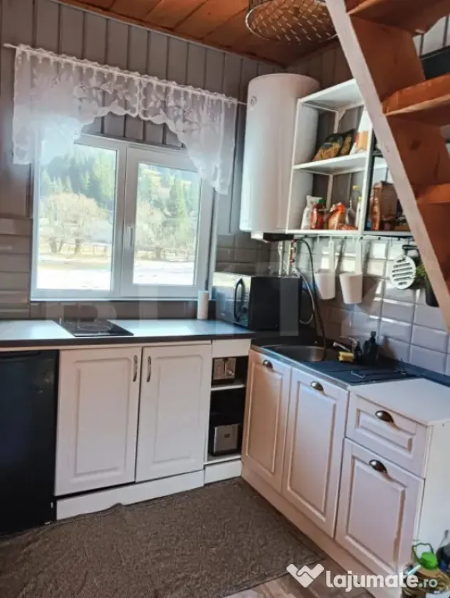 Vând Cabană Chic Arieșeni – Design Modern & Tradiție,