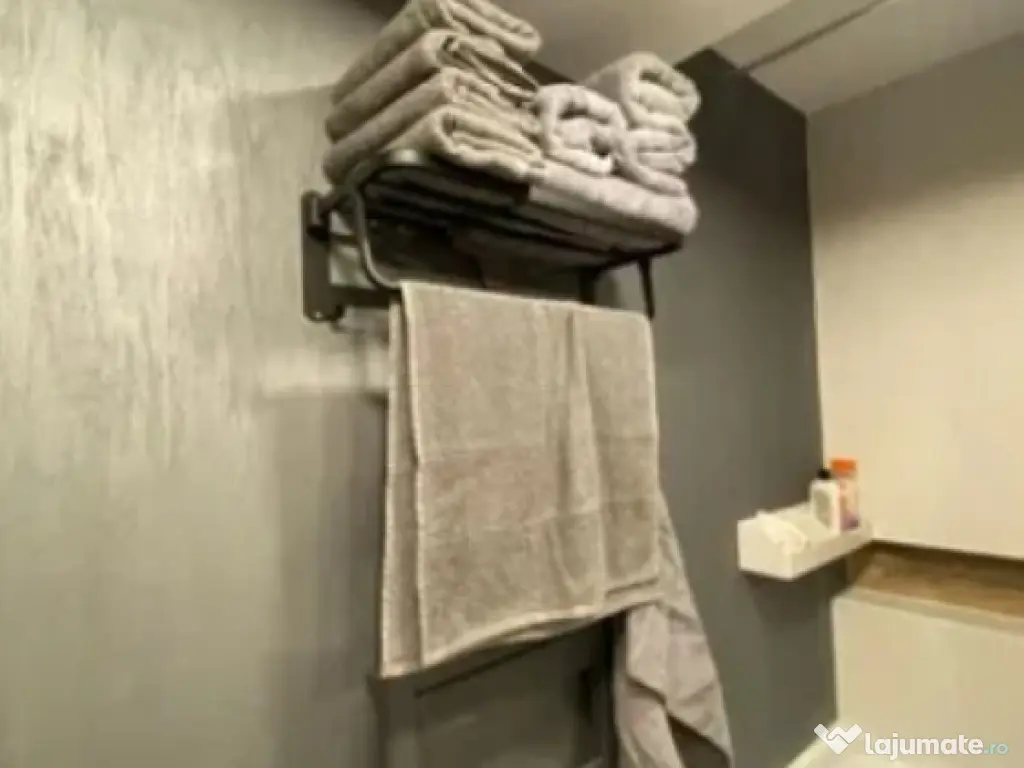 Apartament 2 camere, decomandat - zona Cosmopolit Magnolia