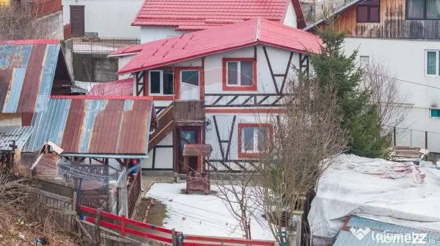 Casă cu 6 camere de vânzare în Azuga, Comision 0%!