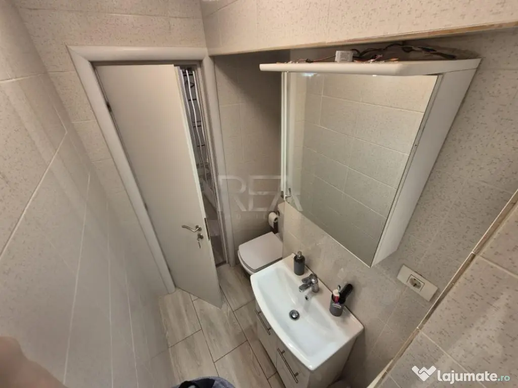 3 camere, 2/8, boxa, 83mp-13 Septembrie-Marriot