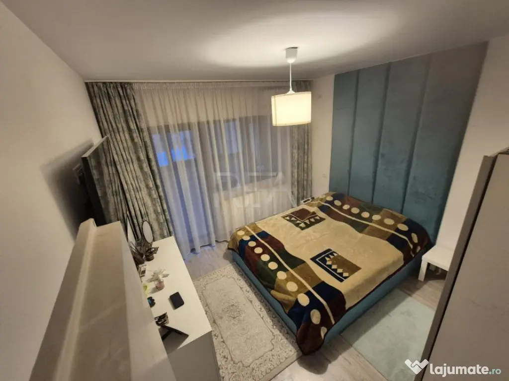 3 camere, 2/8, boxa, 83mp-13 Septembrie-Marriot