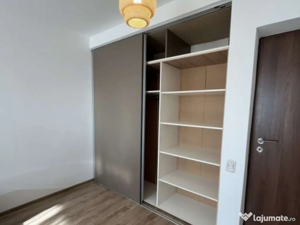 Apartament de 2 camere ( vedere libera )-Vivamus