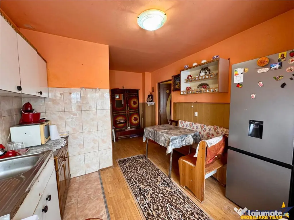 FILM3D!Apartament cu potential ridicat, panorama,terasa,zona