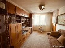 Apartament cu 3 camere si balcon, decoamandat, spatios si ca