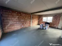 Casa individuala 4 camere 2 bai teren 300 mp zona Sura Mica