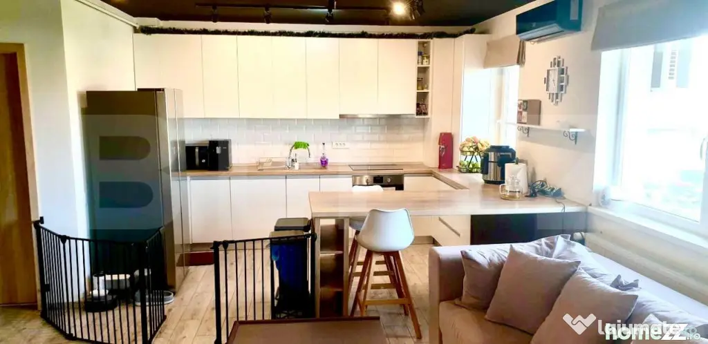 Apartament 3 camere, 71 mp, parcare, 2 bai, lift, zona Teilo - Floresti (Cluj)