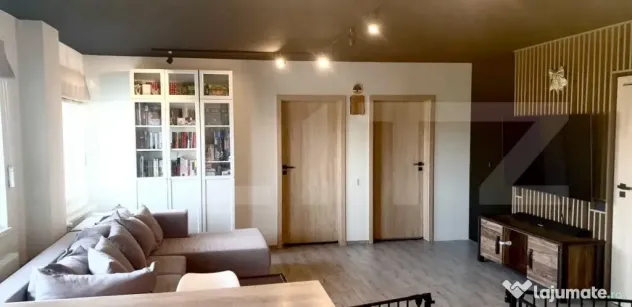 Apartament 3 camere, 71 mp, parcare, 2 bai, lift, zona Teilo