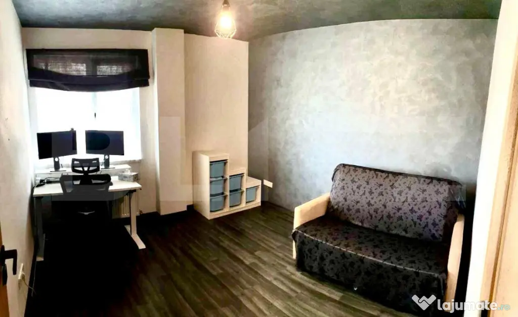 Apartament 3 camere, 71 mp, parcare, 2 bai, lift, zona Teilo