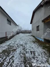 Casa cu 5 camere decomandate pe teren de 390 mp in Cisnadie 