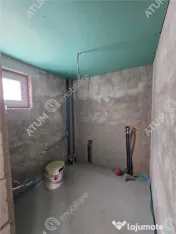 Casa cu 5 camere decomandate pe teren de 390 mp in Cisnadie 
