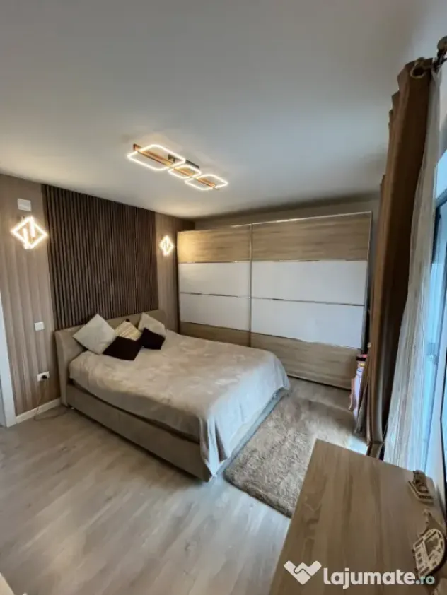Apartament 3 camere, 82 mp utili, zona Albert