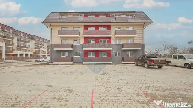 Apartament 3 Camere de Vânzare în Subcetate City 2, Sâ...