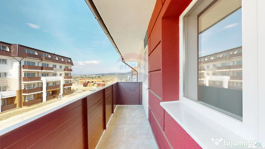 Apartament 3 Camere de Vânzare în Subcetate City 2, Sâ...