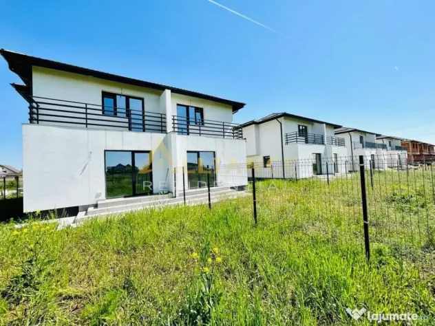 Casa tip duplex - 3 camere - 2 bai