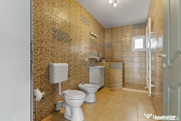 Casă noua 246 mpc cu teren 1363 mp de vânzare Sannicola...