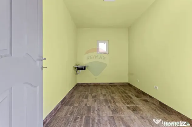 Casă noua 246 mpc cu teren 1363 mp de vânzare Sannicola...