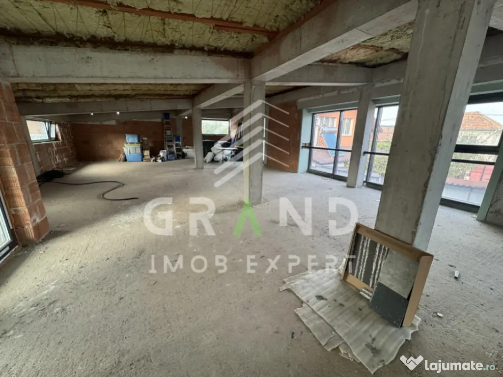 DE ÎNCHIRIAT–Spațiu comercial/birouri/clinică–OPEN SP