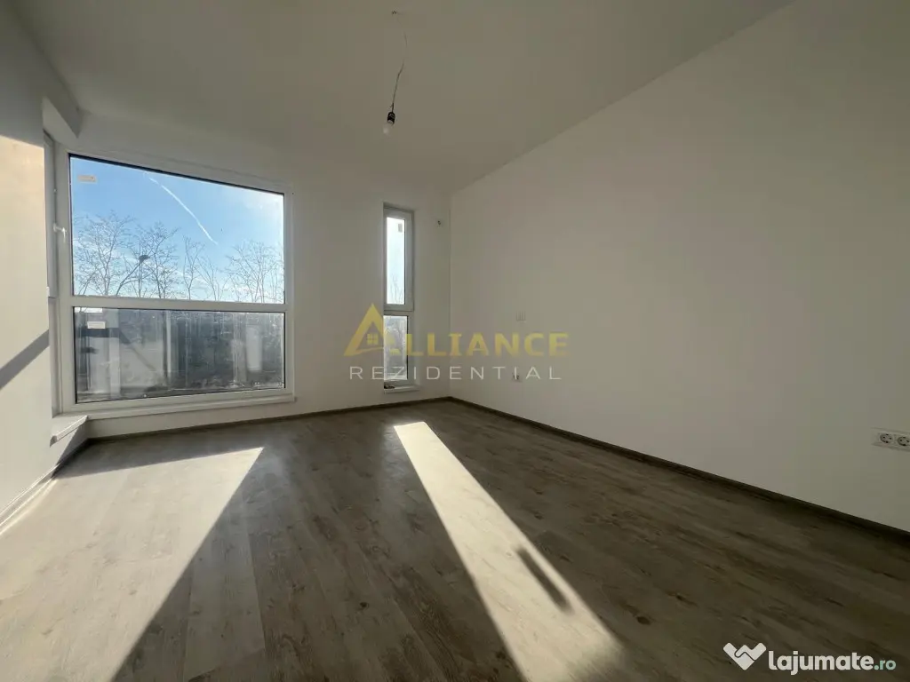 Casa de cu 3 camere,2 bai,teren 376mp