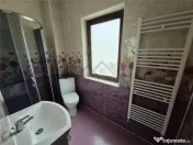 Casa de individuala cu garaj in Bucium 