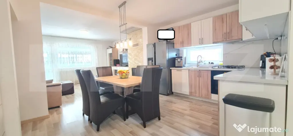 Casa cu 4 camere cartier Izvor Tarlungeni 2 locuri parcare