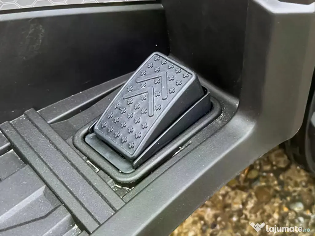 ATV electric pt. copii Mini DESERT, 4x 30W 12V, cu telecomanda Black