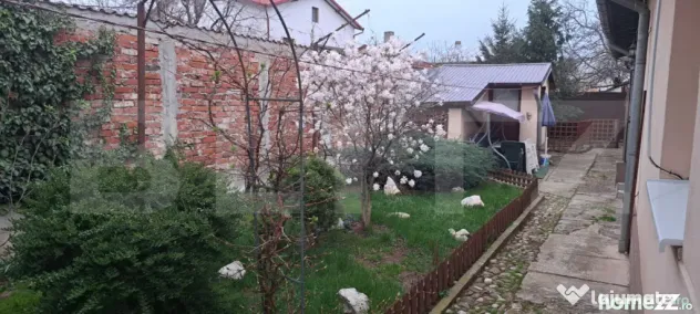 Casa individuala, 112 mp + 335 teren - zona Caraiman - Ploiesti (Prahova)