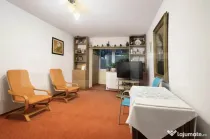 Apartament 3 camere, etaj 1- zona Lipovei