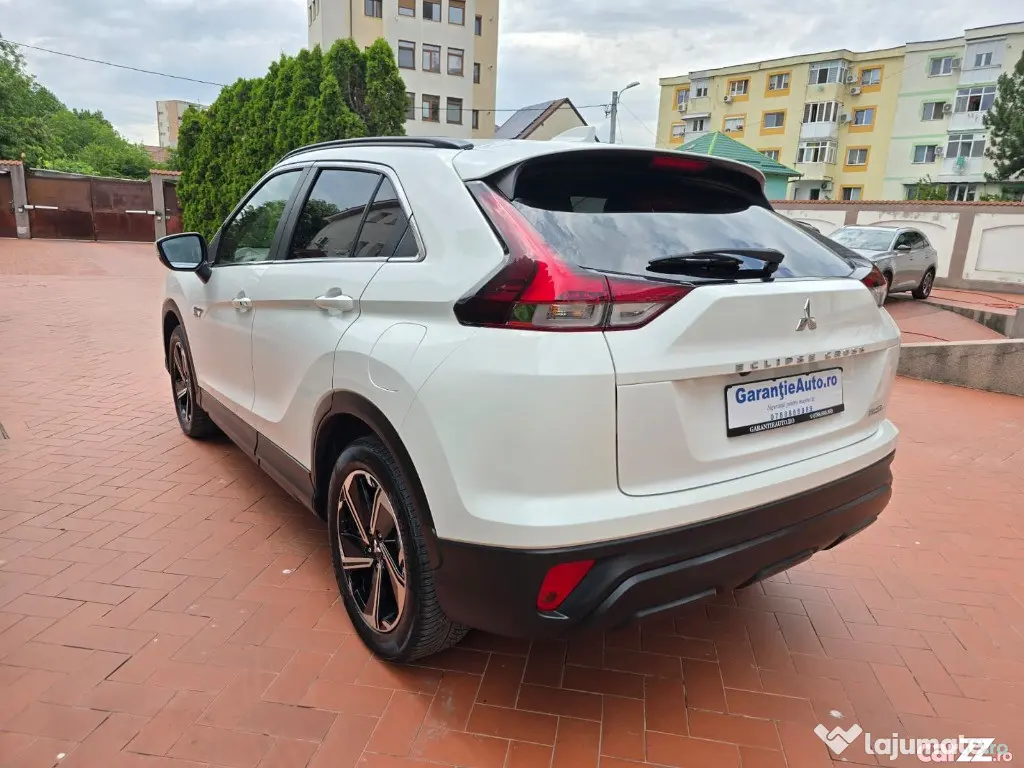 MITSUBISHI Eclipse 2022 — imagine 8