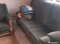 Canapea extensibila si dou fotolii  in stare foarte buna, negociabil