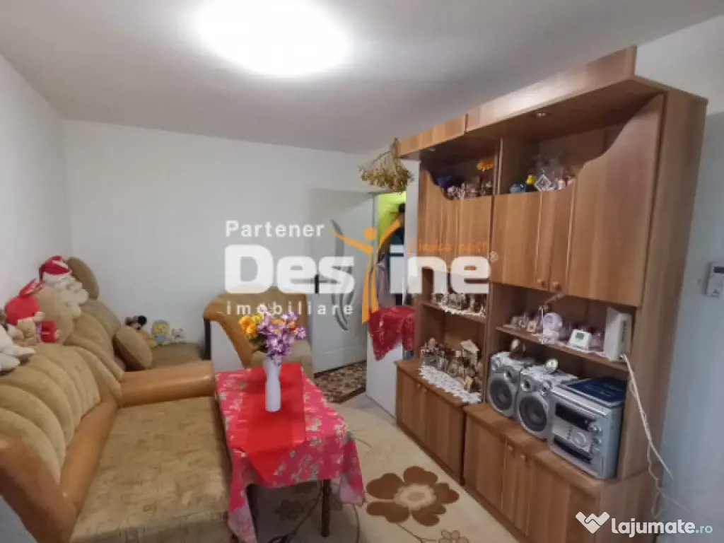 Apartament 2 camere 37 mp renovat mobilat utilat Tudor Vladi