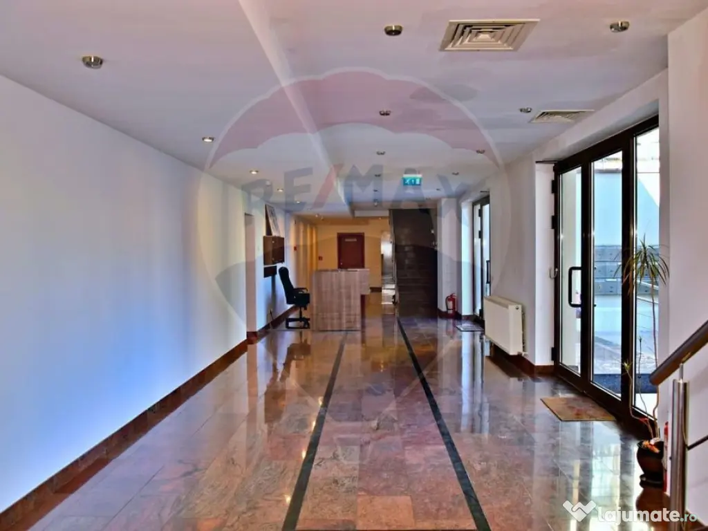 DE VANZARE Apartament 4 camere 126 mp piscina OTOPENI/PET...