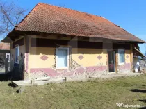 Casă batraneasca cu teren generos - Telechia