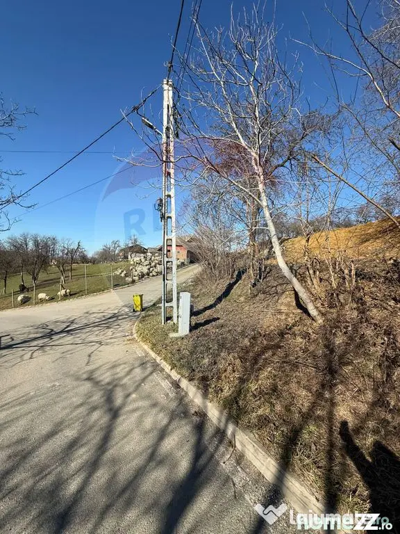 Carbunari Vanzare teren cu fundatie, proiect de casa si r...