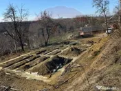 Carbunari Vanzare teren cu fundatie, proiect de casa si r... 