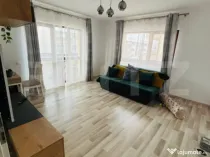 Apartament 3 camere decomandat, parcare inclusă