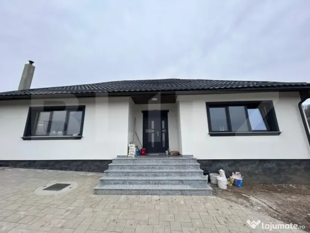 Casa de vanzare - 120mp utili , zona linistita si priveliste