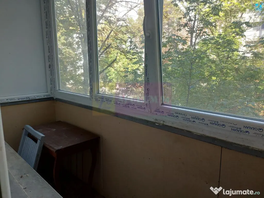 Apartament 2 camere Drumul Taberei Plaza Mall 1/4