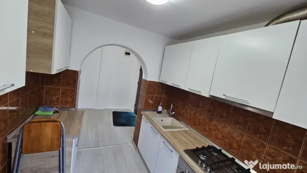 REPUBLICII-Brezeanu- 2cam, cf1, dec, 3/4, G,F,T - 79000 euro