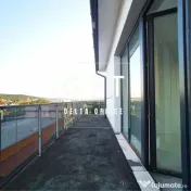 Apartament tip penthouse, 4 camere, terasa generoasa 
